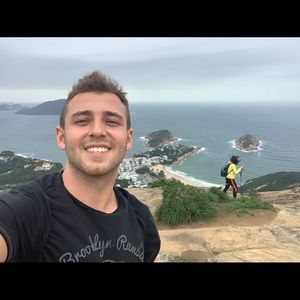 Meet your Posher, Jonathan